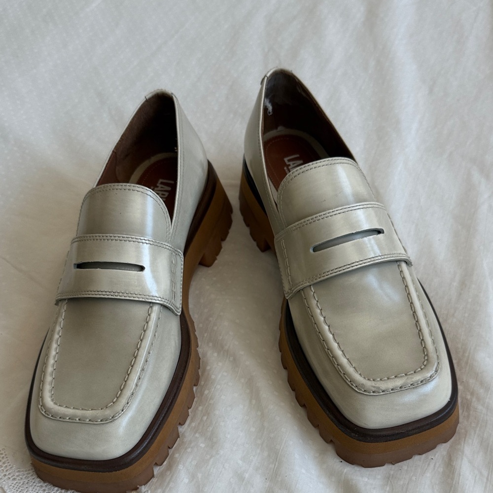 Labucq Womens Loafer